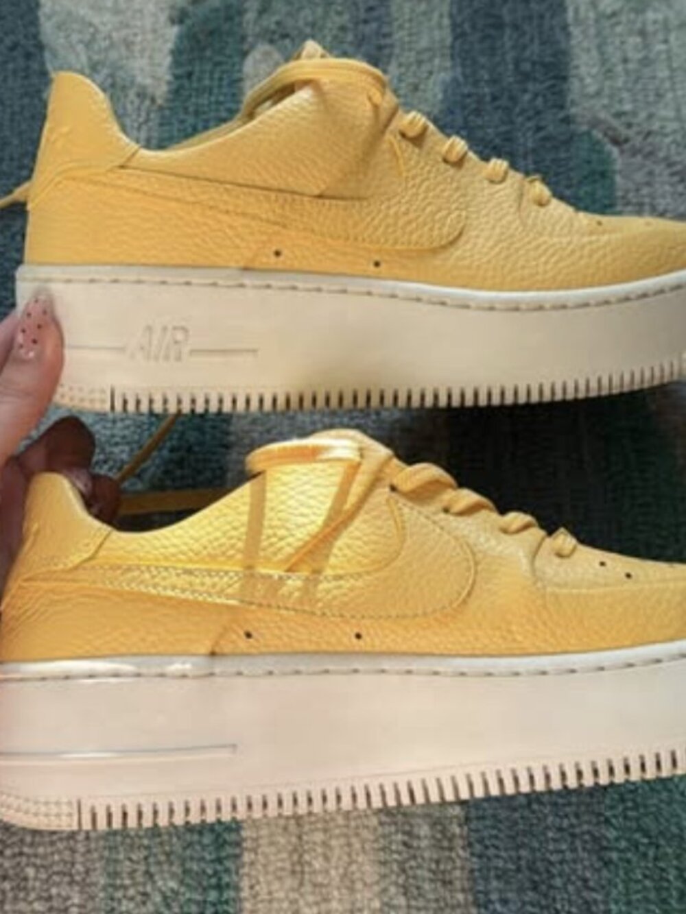 Nike Air Force 1 Sage Low “Topaz Gold” — Women’s Size 7 - Picture 4 of 9